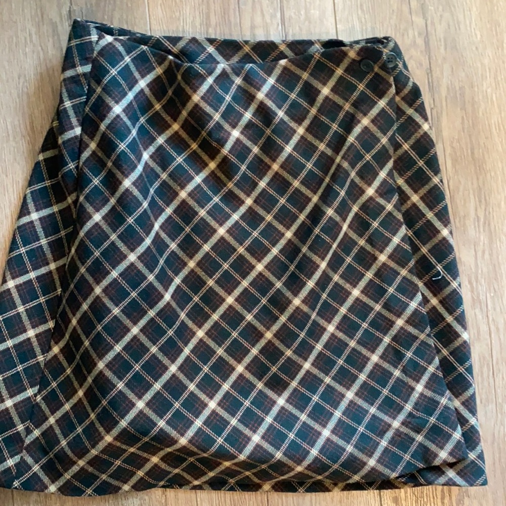 Brandy Melville plaid skirt
